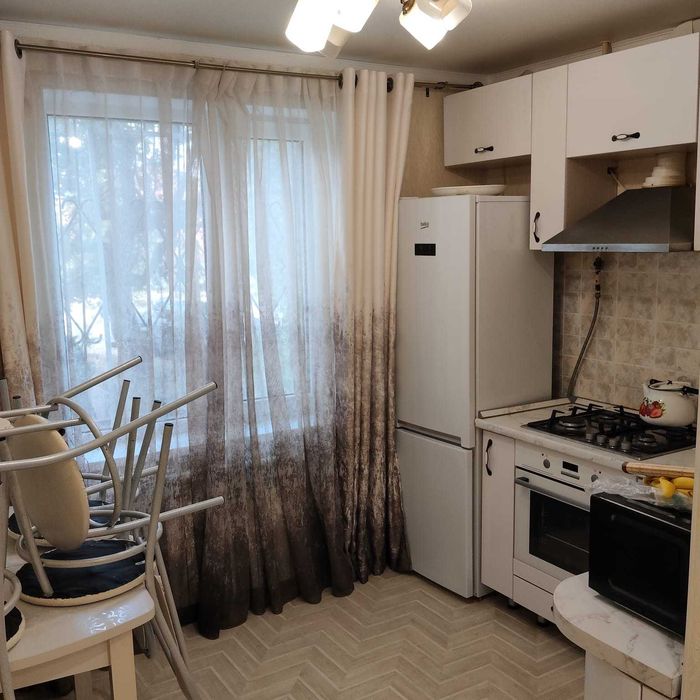 Продам 1 квартиру в Авиагородке.