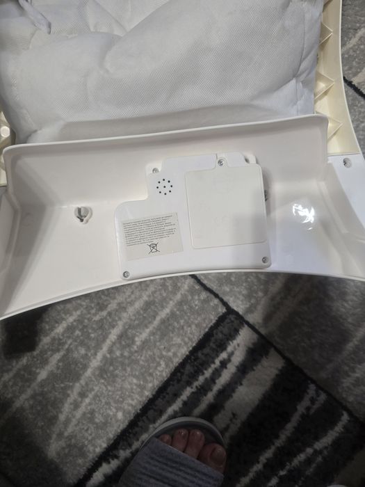 Запазен детски шезлонг