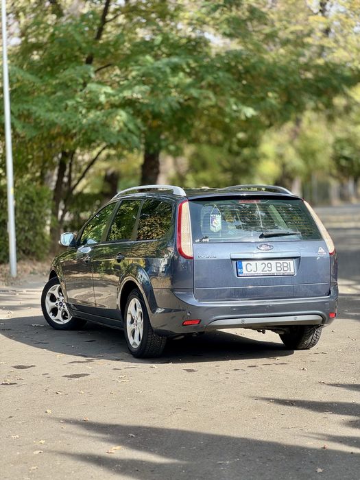 FORD Focus 2011 — imagine 4