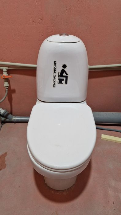Продам унитаз рабочий