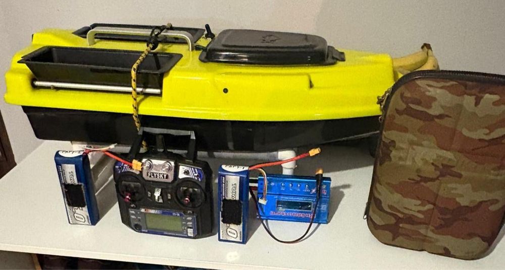 Vapor de viteza cu răcire pe apa