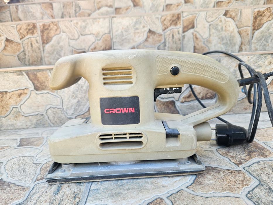 Шлифовальная машинка