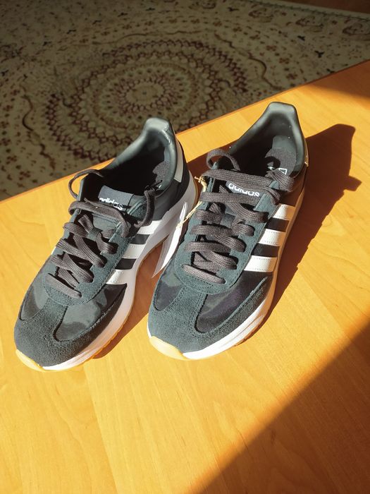 Кроссовки Adidas