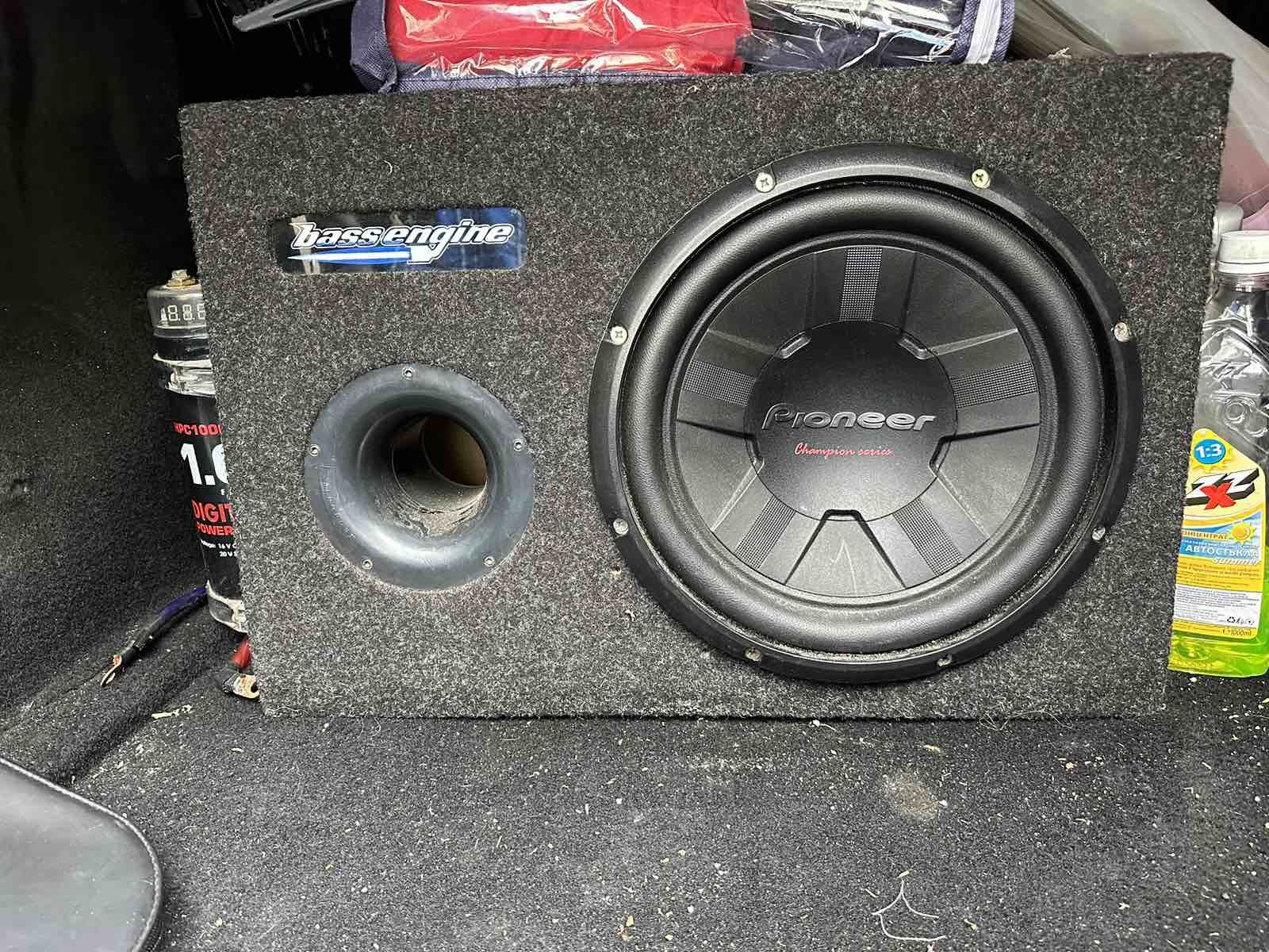 Бас каса с кондензатор гр. Разград Бели Лом • OLX.bg