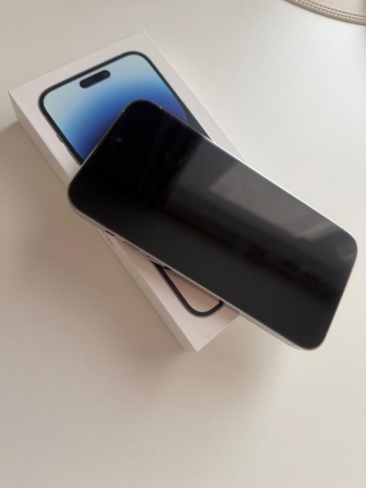 Продам Айфон 14 ProMax256гб