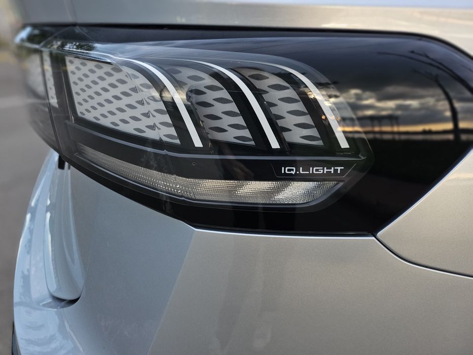 Volkswagen ID.7 Pro 77 kWh Matrix LED DCC Harman Kardon Panoramic Pompa caldura 15000 km OPȚIUNI PREMIUM LIVRAT DIN FABRICA DIN GERMANIA EXTRA OPTIUNI