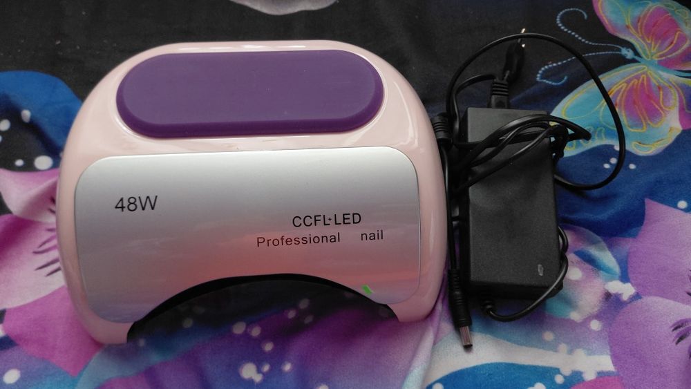 Vând Lampa UV ,Profesional Nail Systemes,48 w CCFL-LED