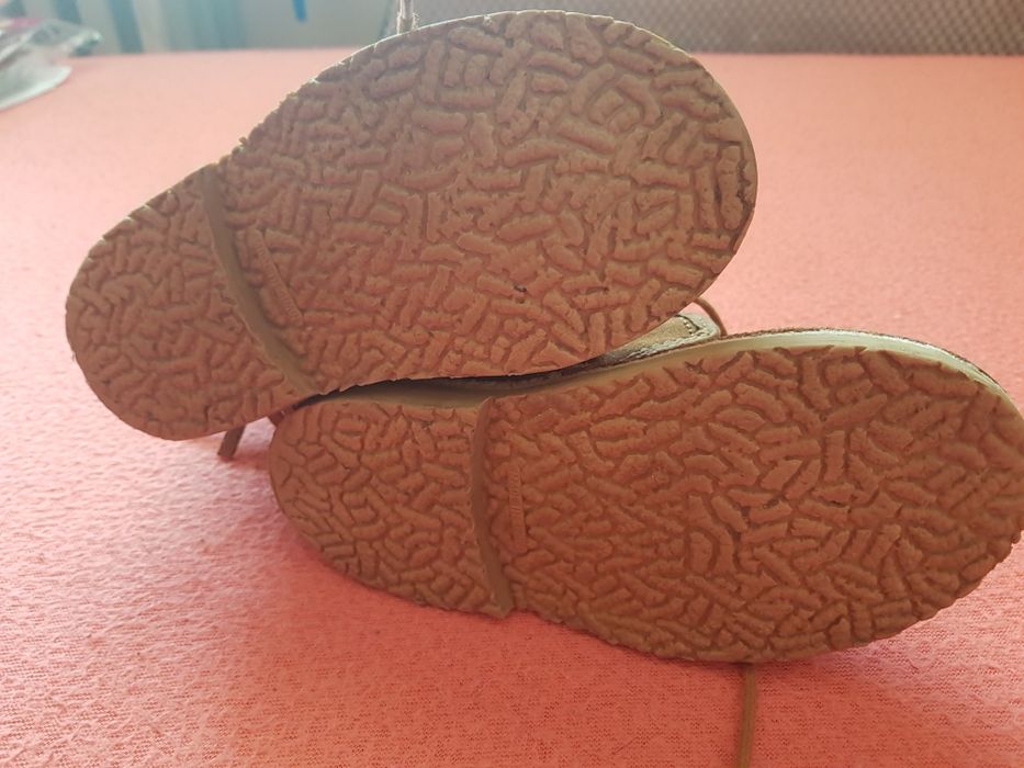 Детски обувки Benetton