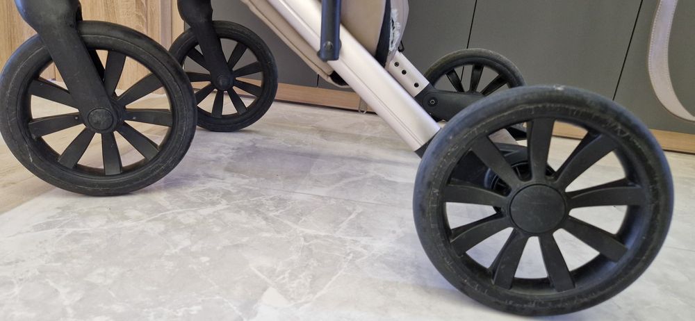 количка Anex e/type 2в1