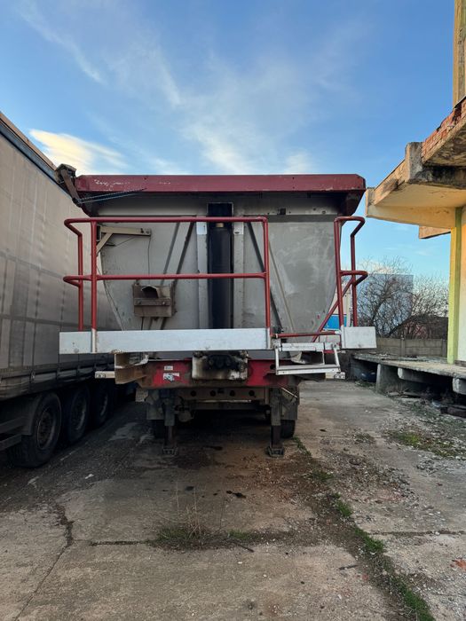 Semiremorcă basculabila menci