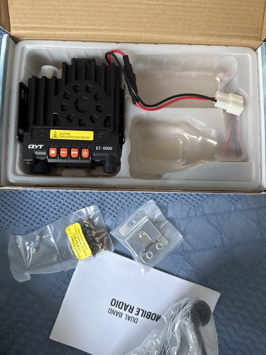Продам автомобильную рацию QYT KT-8900