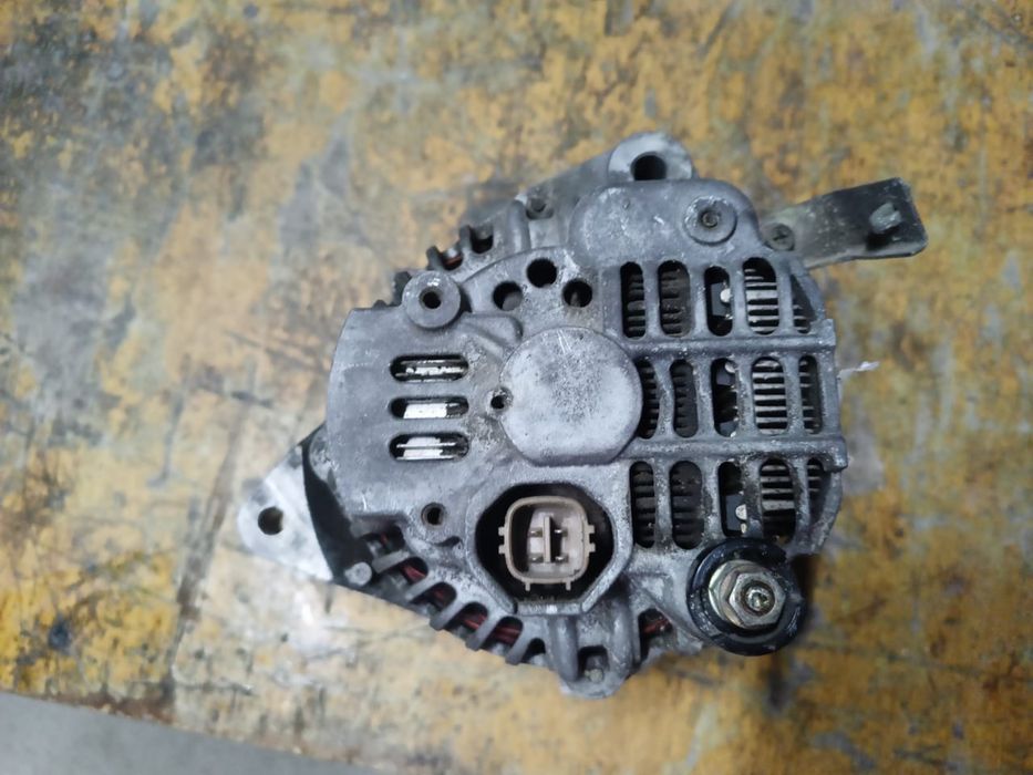 Генератор от Хонда одиссей 2003