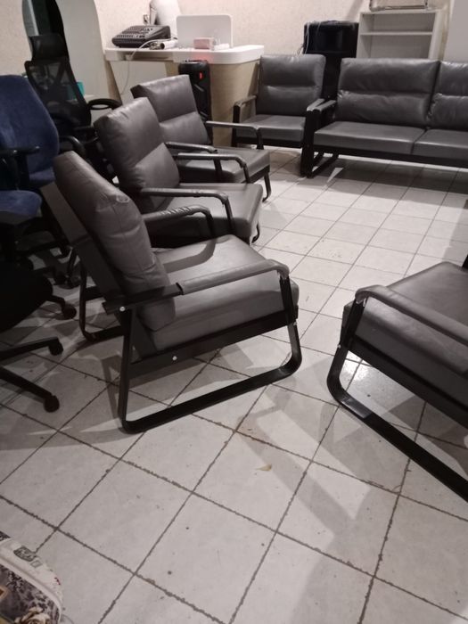 Офисные диваны 2 дивана 5 кресел