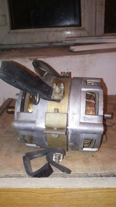 Продам моторчик.