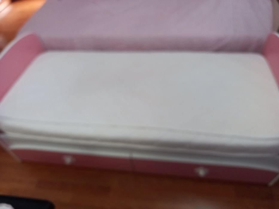 Детско легло запазено !