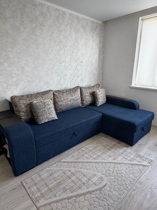 Продам раскладной угловой диван