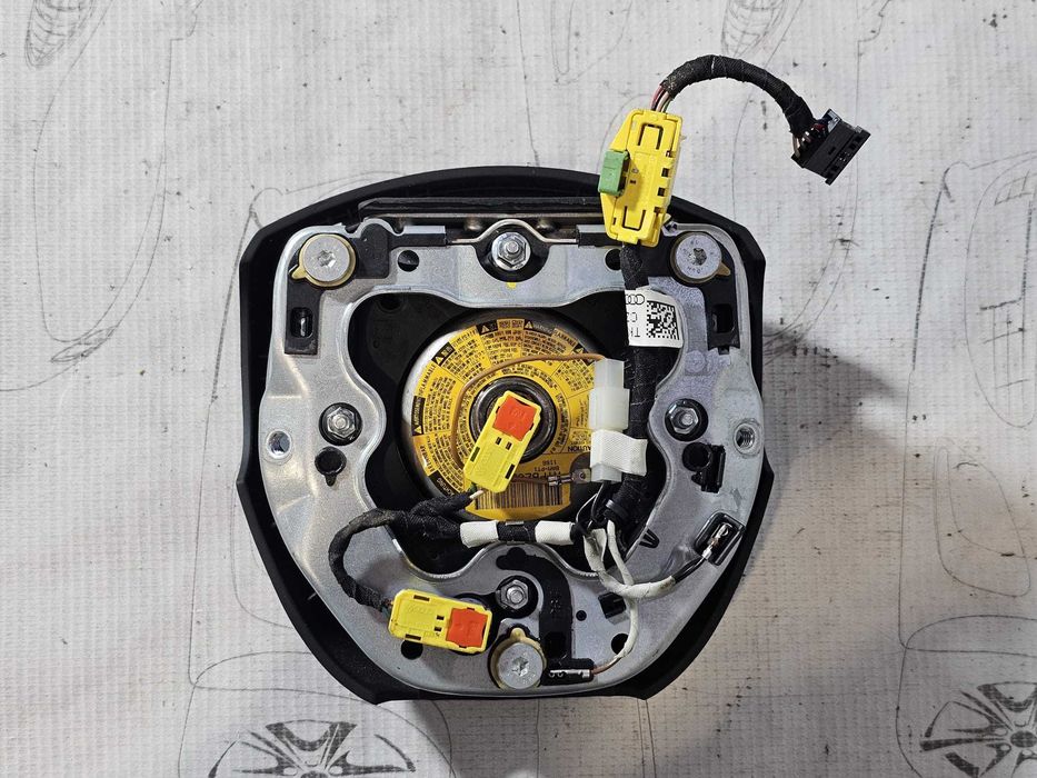 Airbag volan șofer Audi A5 8T / A4 B8 / Q5 8R 2008-2016 2011 2.0 TFSI 132kW Cod OEM: 8R0880201AC (5E3)