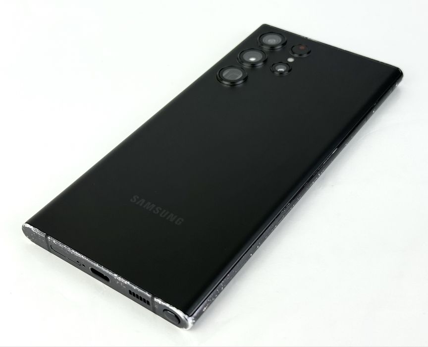 Samsung Galaxy S22 Ultra 5G 256GB 12RAM Black Отличен! Гаранция!