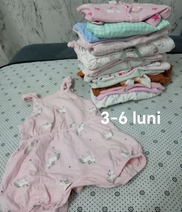 Vând haine fetiță 0-3 și 0-6 luni