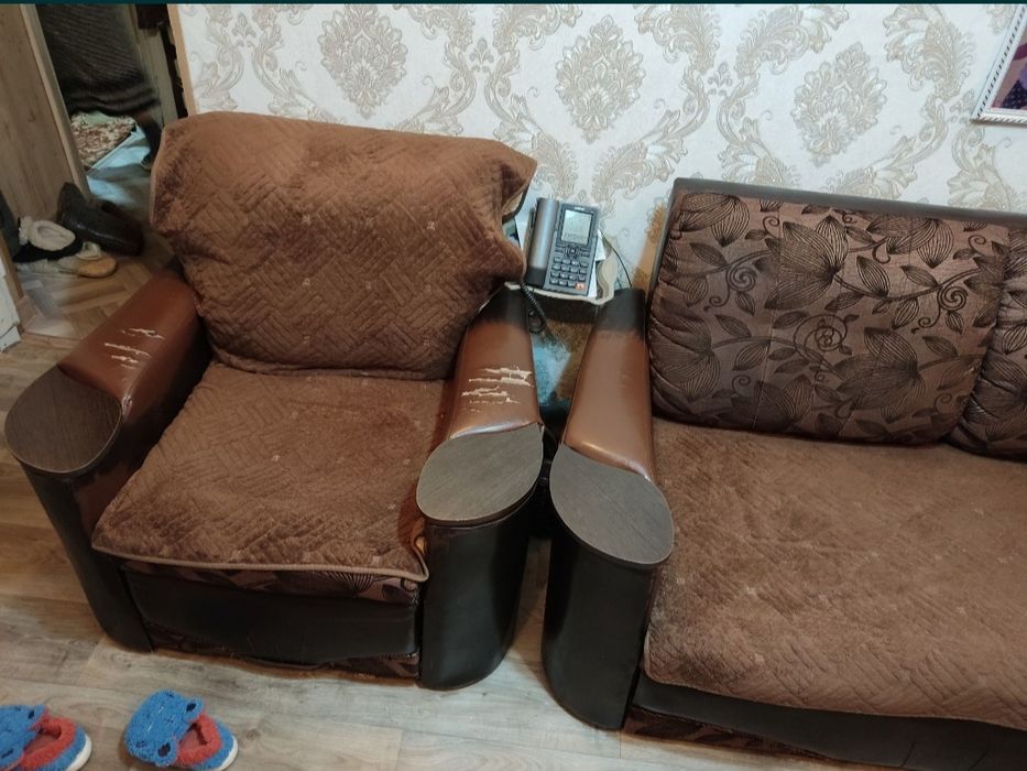 Продам угловой диван в хорошем состоянии