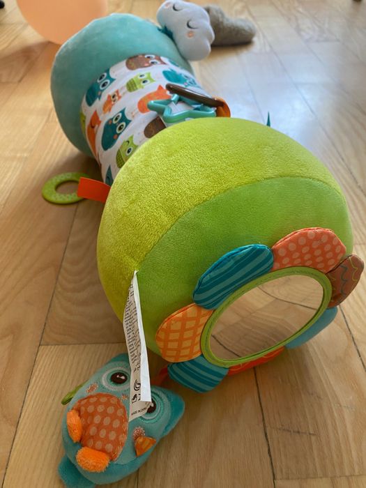 Чисто нова възглавничка за стоене по корем