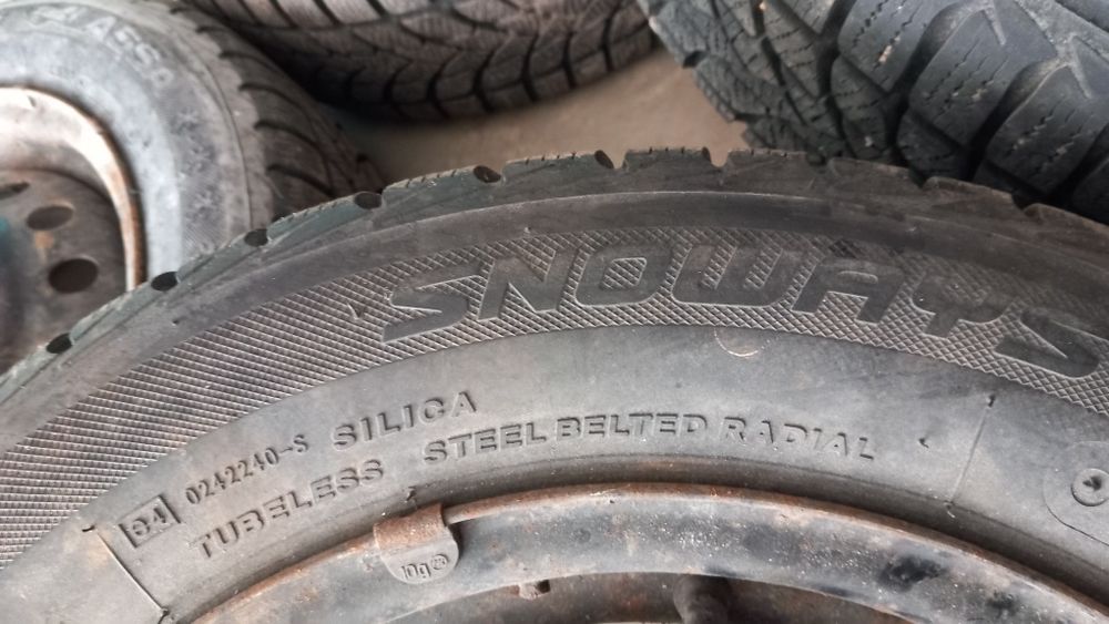 Зимни гуми Lassa с джанти 175/65/R14 5 1/2 J 4бр.