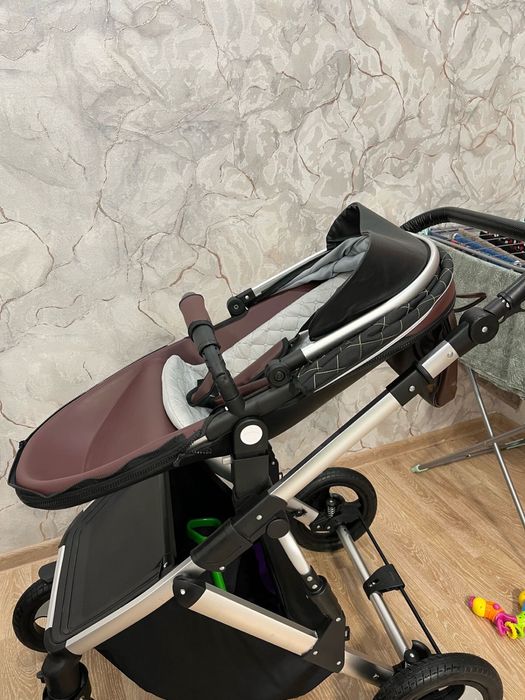 Продам коляску большую