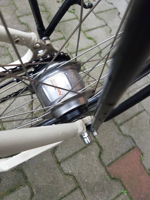 Bicicletâ damâ roți 28