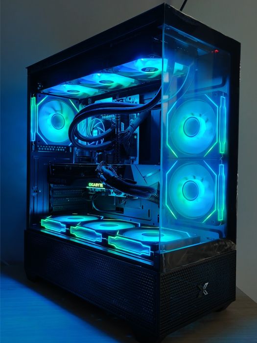 Геймърски компютър RTX 3070 + i9-12900HX, водно охлаждане 360mm, 1TB NVMe