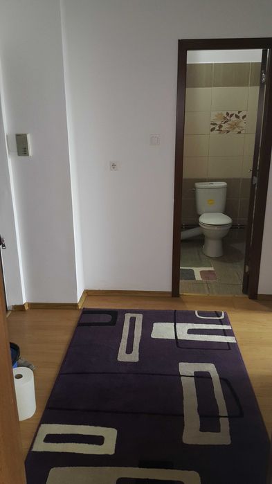 Inchiriez apartament cu o camera langa cladirea Eon