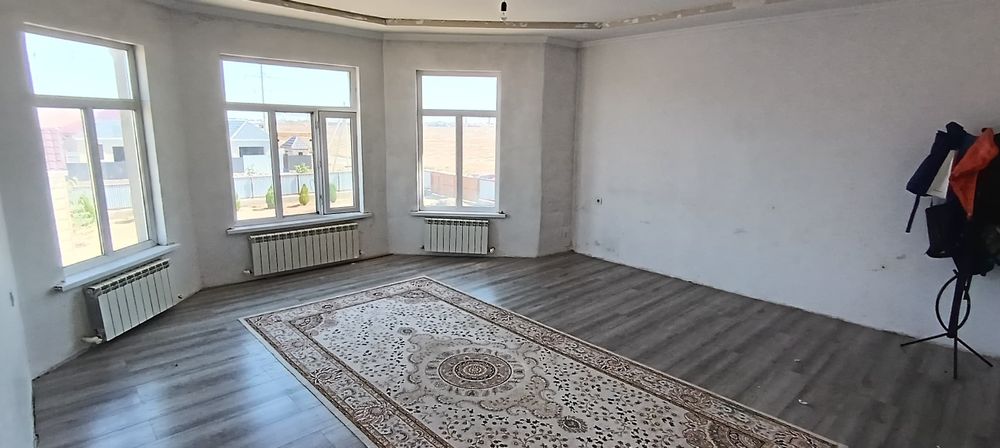 Продаю двухэтажный дом коттедж