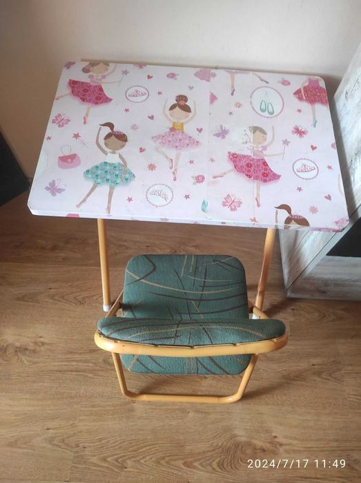 Детска масичка + столче.
