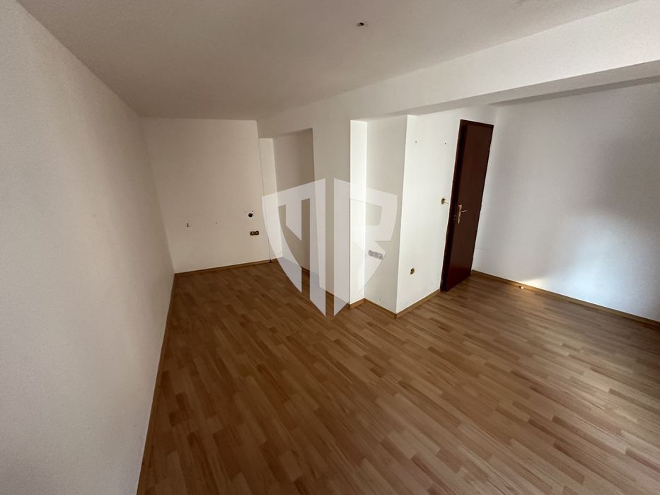 Продава се Тристаен апартамент в Банско - 98 кв.м за 796 €/кв.м - Снимка #8