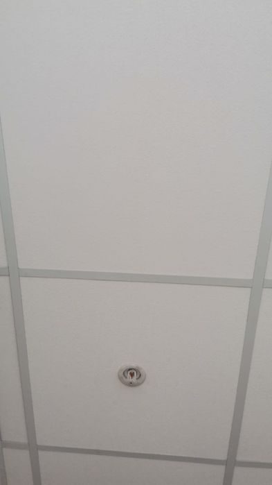 Печньки  падвесинй потолок Армстронг плитка продам