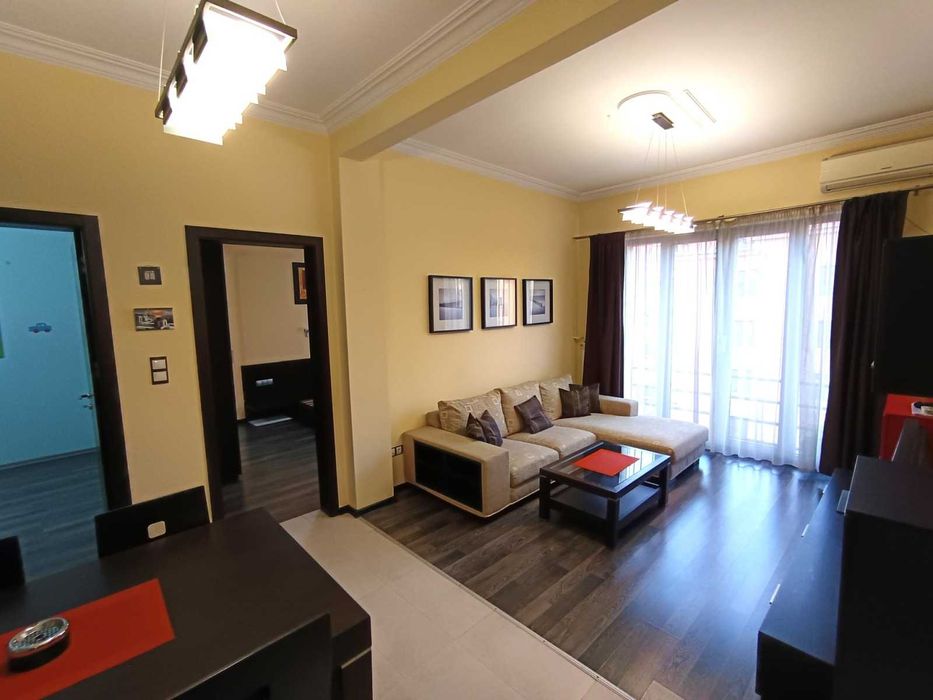 Дава се под наем Тристаен апартамент в София, Дървеница - 92 кв.м за 300 € - Снимка #3