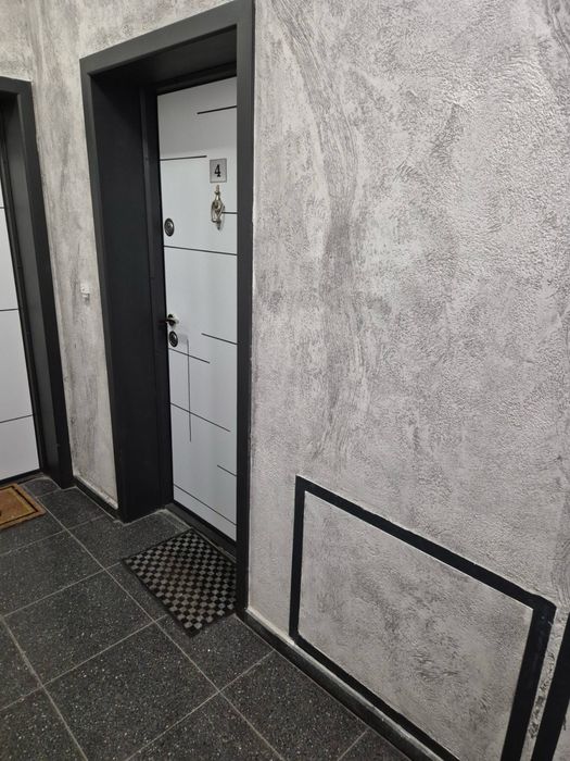 Дава се под наем Двустаен апартамент в Плевен, Идеален център - 85 кв.м за 510 € - Снимка #8