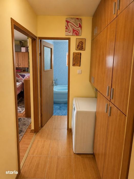 Apartament 2 camere, semidecomandat, 56 mp, zona centrala Bals