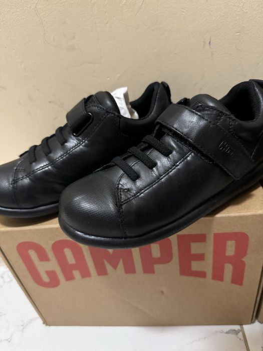 Официални черни обувки Camper нови 29 и 30 н.
