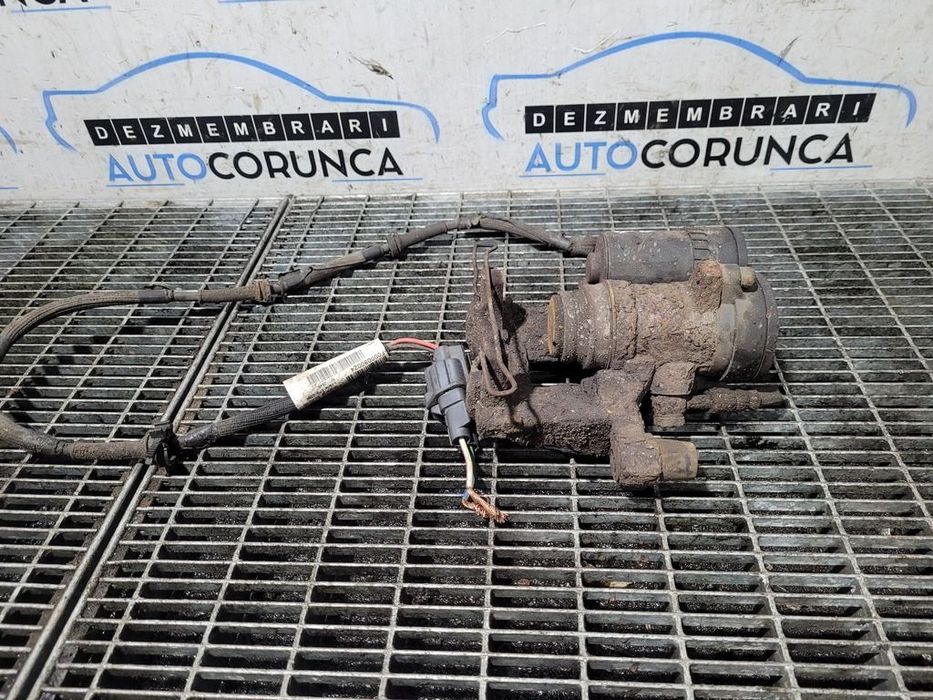 Etrier dreapta spate Land Rover Range Rover Evoque Facelift 2.0 D 2012 - 2016 Manuala 6 ...