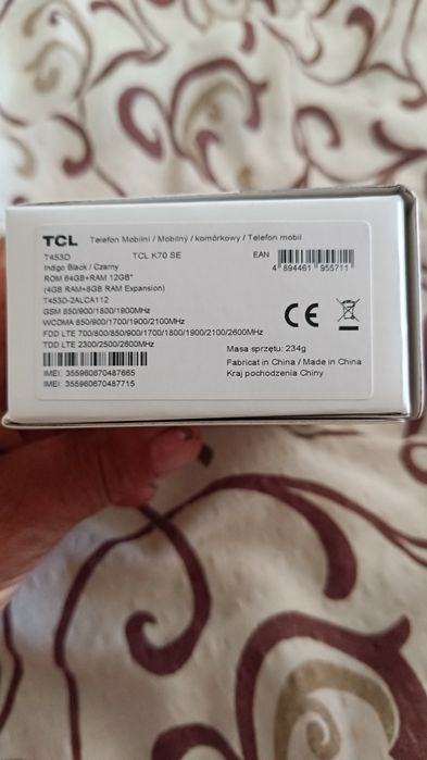 Se vinde 2 telefoane noii nu au fost folosite