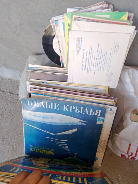 Грампластинок   грам-пластинок