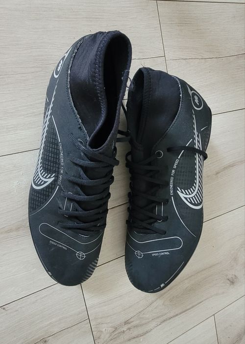 Футболни бутонки Nike