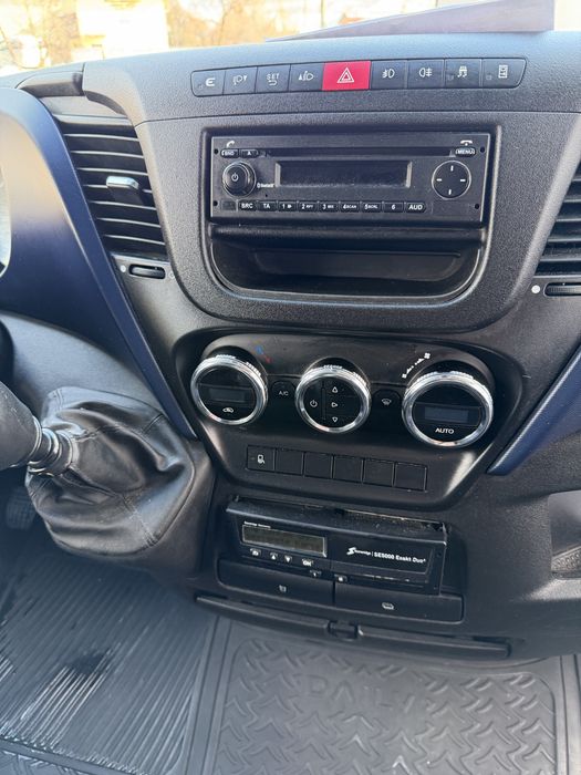 Iveco Daily  35-180 autoplatforma Nps