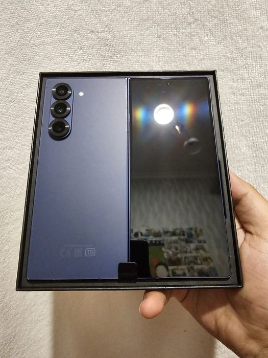 Samsung Galaxy Z Fold 6