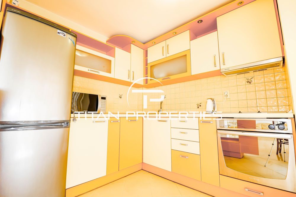 Дава се под наем Тристаен апартамент в Варна, Генералите - 110 кв.м за 600 € - Снимка #1