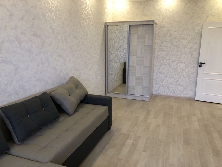 СВОЯ  . Сдается 1-ком. кв. в аренду.. долгосрочн.Куйлук-5. Новостройка