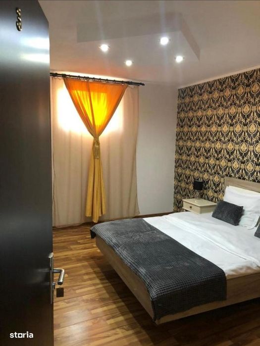 Investiție sigura, zonă excelentă–Pensiune funcțională, Str.Horea Deva