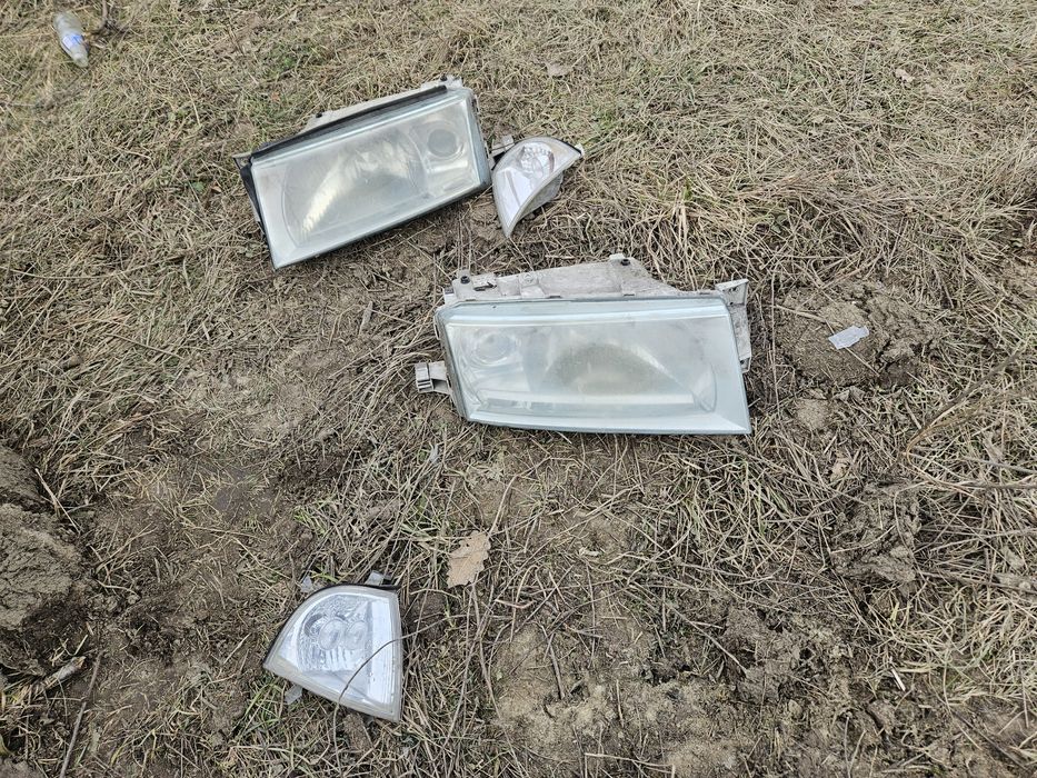 Faruri skoda Octavia 1 2004 an fabricație