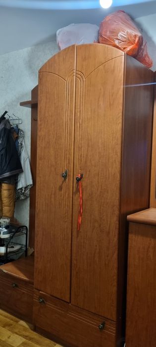 Щифанер шкаф полкасымен