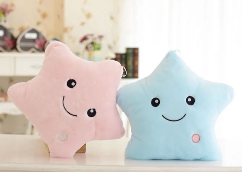 Steluțe de pluș luminoase. LED multicolor. Lumini schimbătoare.